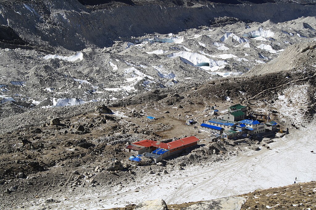 Gorakshep Village: A Himalayan Haven 4 Looking down on Gorak Shep, Khumbu behind it