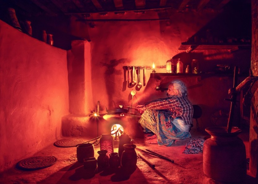 Overcoming 8 Common Concerns about Traveling to Nepal 4 preparing food